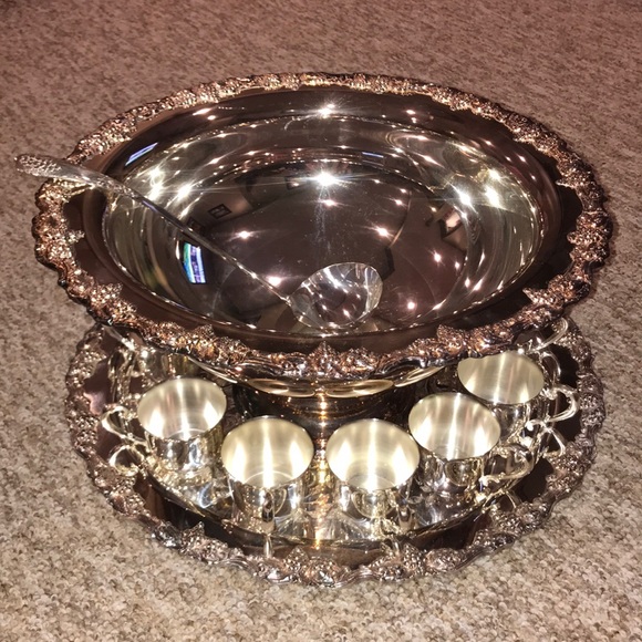Sheridan Silver plate punch bowl ladle 12 cups